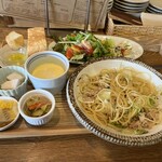 G831 Natural Kitchen & Cafe - 