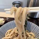 長男、もんたいちお - 麺リフト