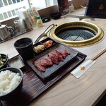 Yakiniku Yansando - 