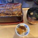 炭火焼うなぎ 南家 - うな重　並