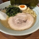 横浜らーめん 六壱家 - 