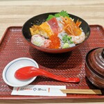 築地食堂 源ちゃん - 海鮮大名丼