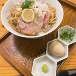 クリーミーTonkotsuラーメン 麺家 神明 - 