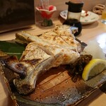 いけす割烹 心誠  - カマの塩焼き