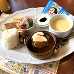 ロイヤルホスト - おこさま煮込みハンバーグプレート ごはん（ふりかけつき）またはパン