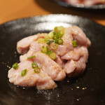 YAKINIKU BON'S - 