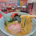 ラーメン 山岡家 - 