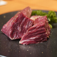 YAKINIKU BON'S - 