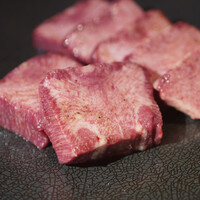 YAKINIKU BON'S - 
