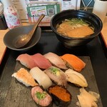 Sushi Sake Saka Na Sugi Dama - うどん・寿司セット(竹)('23/08/27)