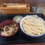 元祖武蔵野うどん めんこや - 肉汁うどん大盛