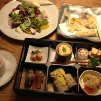 九つ井 本店 - そば御膳、秋の木の子の天ぷら、鎌倉野菜と旬魚のサラダ