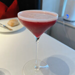 レストランひらまつ 広尾 - ベリーのカクテル