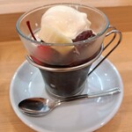 イタリアン・トマト カフェジュニア - クリーム珈琲あんみつ