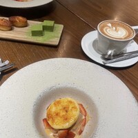 ERUTAN RESTAURANT BAR - 