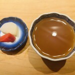 鮨 一二郎 - 漬物と茶粥