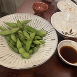 くずし割烹 和 - ほっかほっか！茹で立て枝豆〜〜