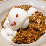 RISE ON CAFE - とろ玉スパイシーキーマカレーをAセットで(1,450円)