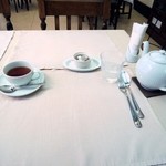 アルチザン・パティシエ・イタバシ - テーブル風景。