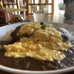 ピースカレー - トロトロ玉子カレーチーズトッピング
