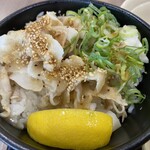 Hanamaru Udon - ミニ塩豚丼
                        うどんとセットで注文しました