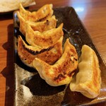 Nikujiru Gyouza No Dandadan - 焼餃子