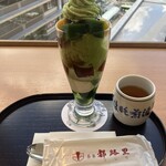 茶寮都路里 京都伊勢丹店 - 都路里パフェ