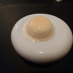 ベルエキップ - ●プレミアムランチ（子羊の3時間ロティ）6800円
      ◯明太子のブランマンジェ
      このお店のスペシャリテとなる
      生クリームのクリーミーな味わいに
      後から明太子の辛味と旨味が
      ほんのりと浮かんできて美味しい