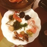 羅臼の宿　まるみ - これはバイキング
                                珍味ぞろい