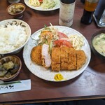 有明 - とんかつ定食1100円