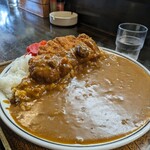 吉ひろ - 後輩が注文したカツカレー大盛❗次はカツカレー注文かな