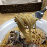 スパゲッティ専門店 とすかーな - 和風醤油生クリームパスタ（ナスとベーコンとキノコ）