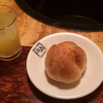 牛角 - シメのシューアイスとパインジュース