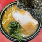 豚骨醤油ラーメン 王道家 - 