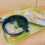 あかね製麺 - 大きな特徴はありませんが
            とてもアットホームな感じです