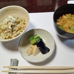 京亭 - お腹いっぱい。