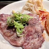 焼肉 にくだらけ - 特製黒毛和牛タン塩