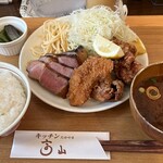 キッチン 高山 - ご飯 赤だし おかわりOK
