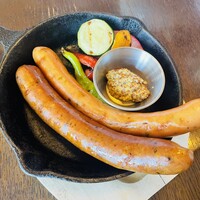 レストラン ラ・マーレ - オリジナルソーセージ2種と地野菜のグリル