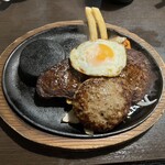 ステーキのあさくま - あさくまハンバーグ&学生ハンバーグ　目玉焼き　　　　　　　　2,640円(税込)