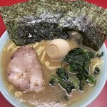 末広家 - ラーメン並　味付玉子