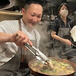 中津をにく - 【 テールキノコ鍋 】