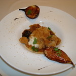 ラ・リューン - イチジクのポワレ　コーヒーのグラニテ　オレンジのジュ　牛乳のソルベ