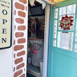 バラッカ・デル・ソーレ - こちらから入店すると…