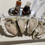 IKI OYSTER BAR - 