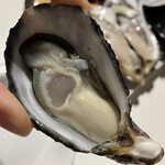IKI OYSTER BAR - 