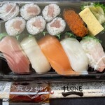 すしONE - 料理写真:『すしONEにぎり(わさび入り)』