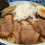 つけ麺　秋山 - 肉増し＋250円