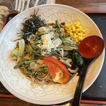 215698922 - 冷やしきのこ蕎麦は飲み物だ。