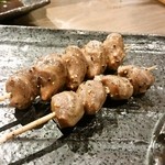 炭火焼鳥 大門 - 砂肝(1串 150円)